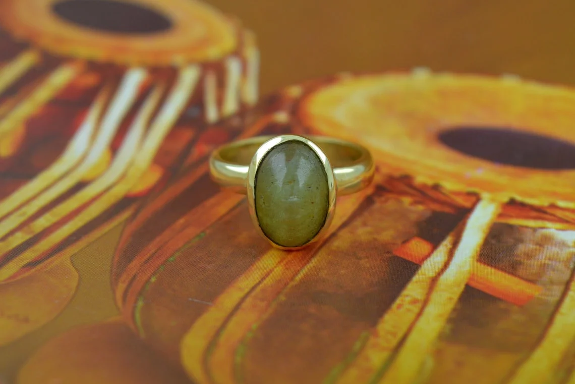 Natural Cat's Eye Vedic Astrology Panchdhatu Ring | Real Lehsunia Rashi Ratan Ring