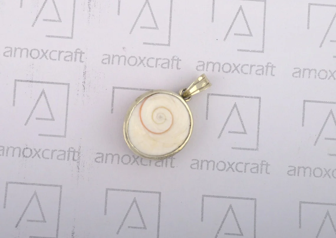 Natural Gomti (Gomati) Chakra pendant in silver - Image 3